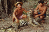Jaguar (Panthera onca) killed by poachers, Jaú National Park, Brazil
© WWF / Leonardo LACERDA
© WWF / Leonardo LACERDA