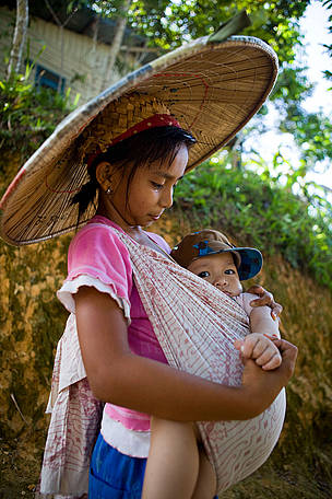 <strong>A good life</strong>: The people of Long Pahangai aren’t clamoring for radical change. They want the opportunity to fulfill their aspirations – a future in which their community and nature thrive. © WWF / Simon Rawles A good life: The people of Long Pahangai aren’t clamoring for radical change. They want the opportunity to fulfill their aspirations – a future in which their community and nature thrive.